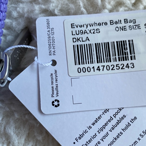❤️ Lululemon Everywhere Belt Bag in Dark Lavendar NWT - Picture 6 of 11